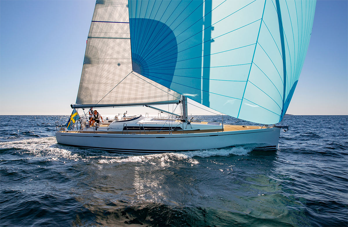 arcona-435-sailing-downwind