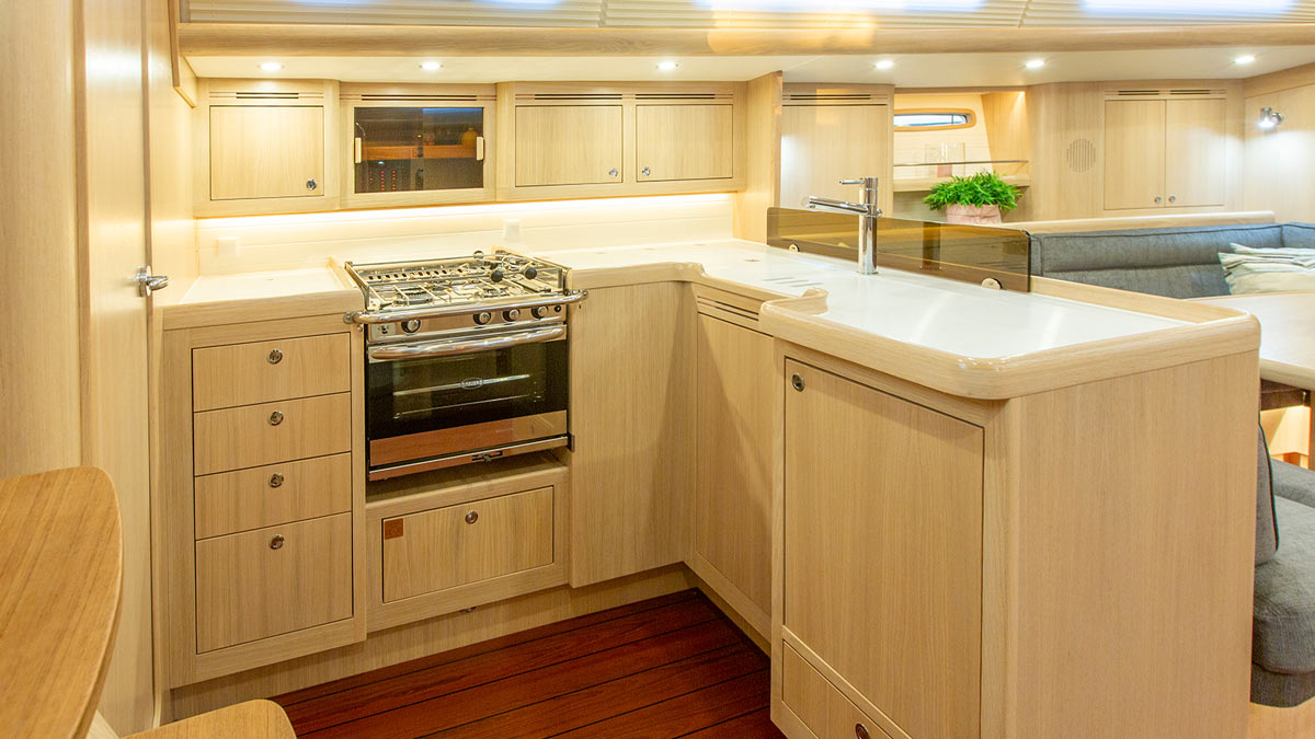 arona-465-galley-light-oak