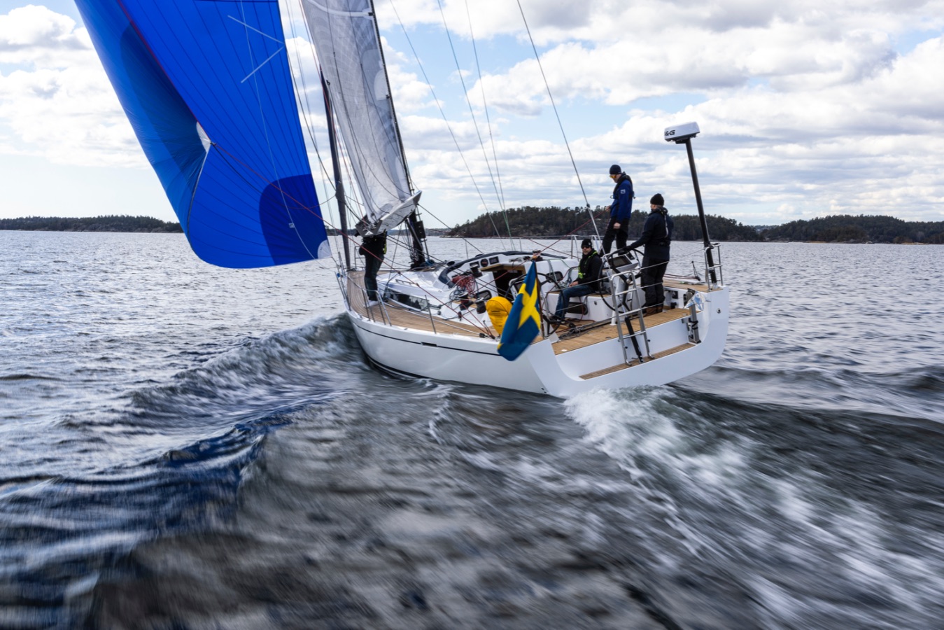trygg_arcona_-465_carbon_jungfru_apr_21_194
