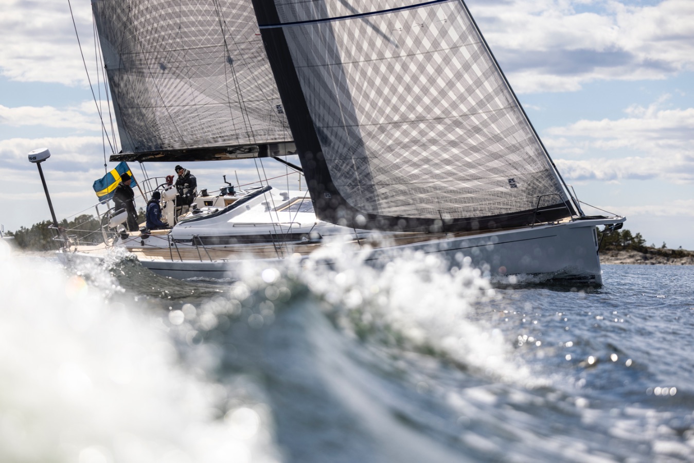 trygg_arcona_-465_carbon_jungfru_apr_21_579